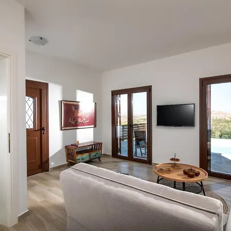 Brand New Luxury Dafne With Heated Pool Villa Epano Vathia